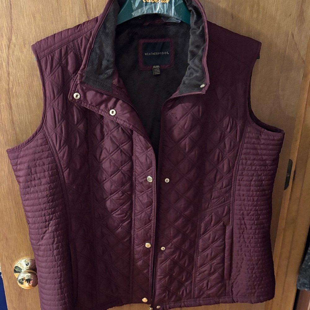 Weatherproof Women's Quilted Vest - Dark Red